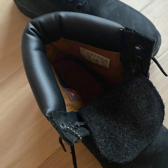 Men’s Size 8 (Women’s Size 10) Black Timberland boots excellent condition $120 - Picture 2 of 4